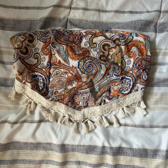 SHEIN Tops - Bandana Hem Tie Back Crop Tube Top